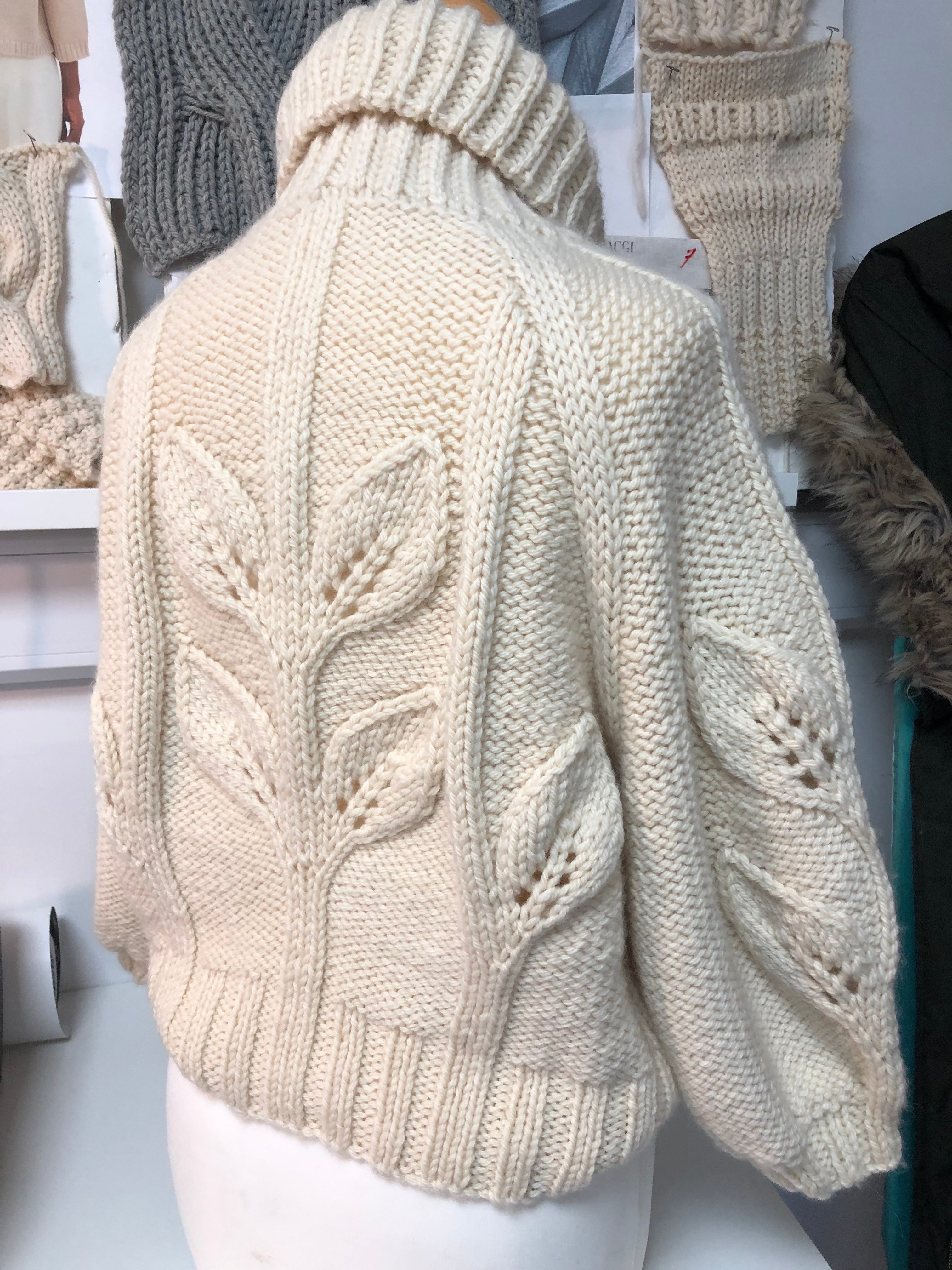 Alnwick knitting pattern and knit kit, using British yarn, natural and sustainable.