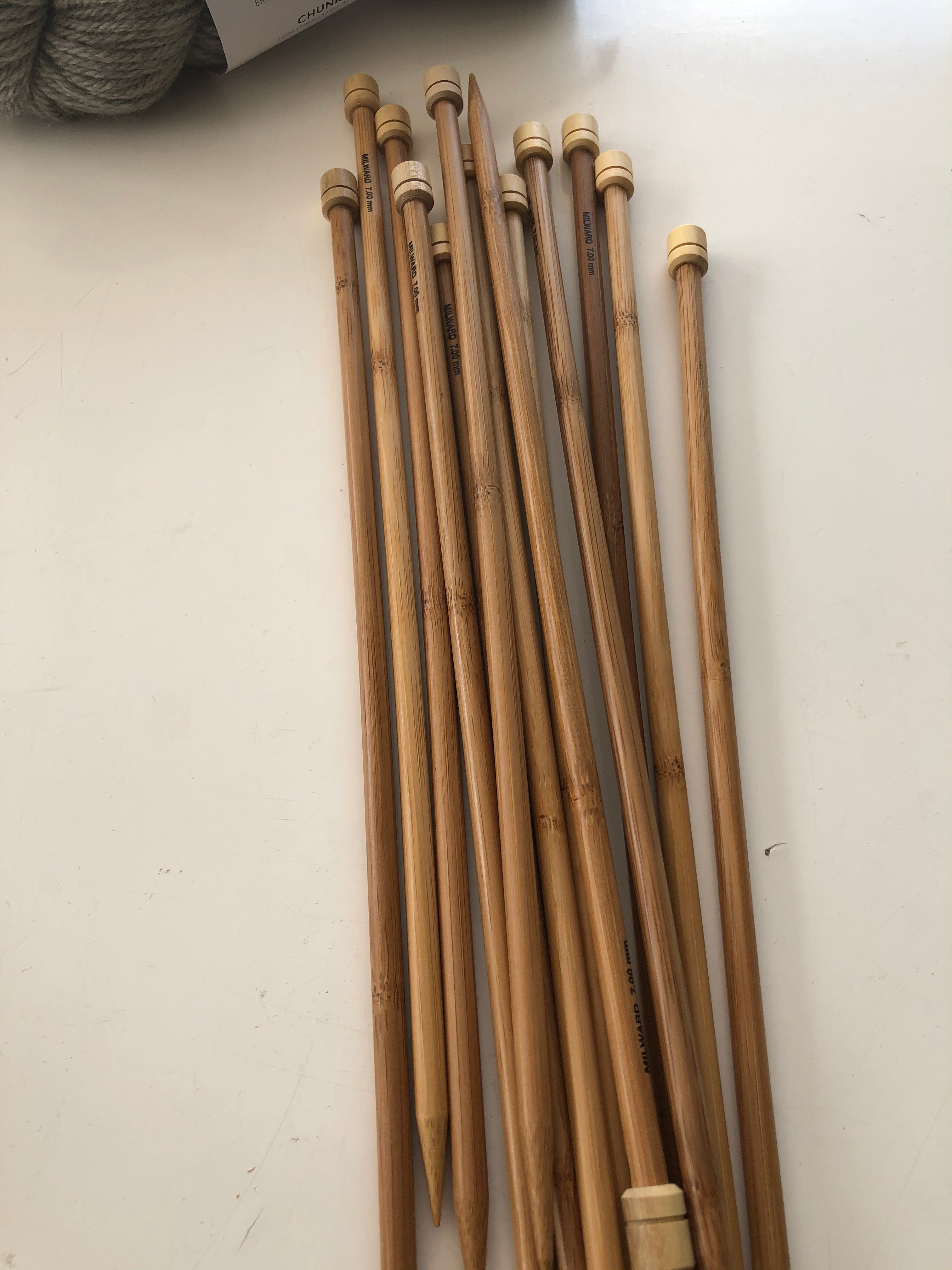 Bamboo straight knitting needles 7mm